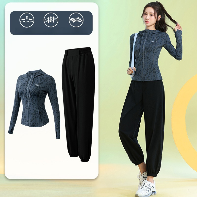 Running Gear Woman - ชุดวิ่งผู้หญิงแขนยาวลายดอกไม้ ซิปฮู้ดดี้ กางเกงจ็อกเกอร์ แห้งเร็ว 2 ชิ้น