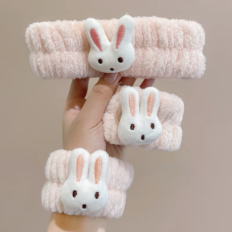 สายกันเหงื่อลายการ์ตูนอุ้งเท้า - Sweat Band Wrist บทวิจารณ์และราคา