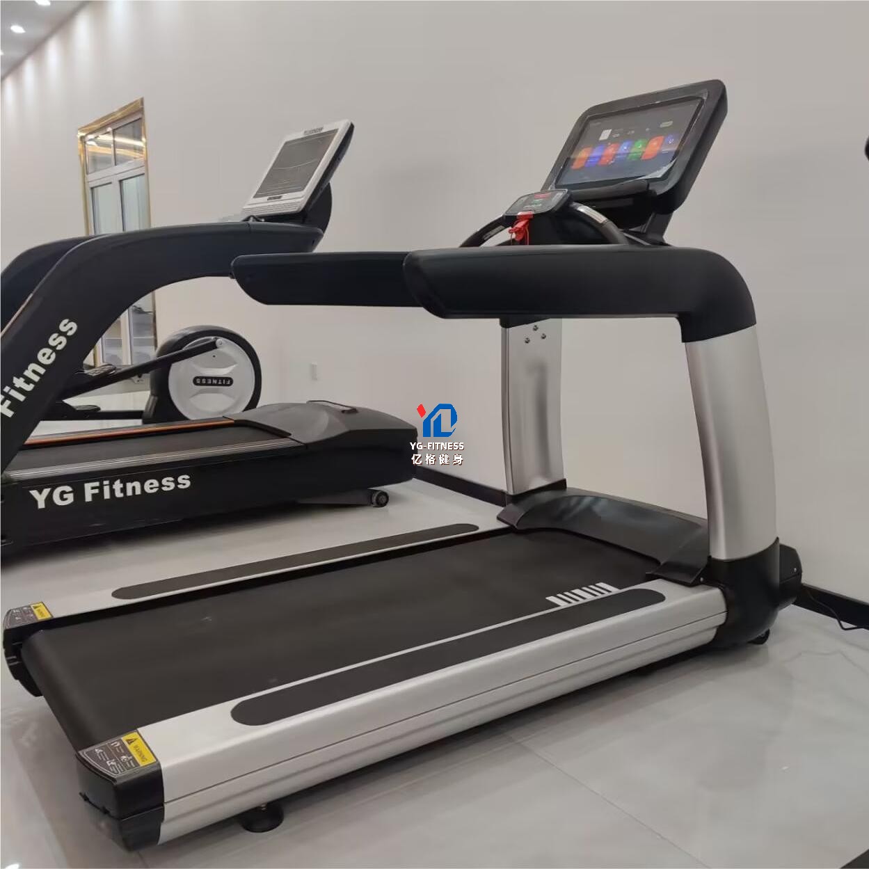 ลู่วิ่งไฟฟ้าระดับมืออาชีพสำหรั - Running Gear Equipment บทวิจารณ์และราคา
